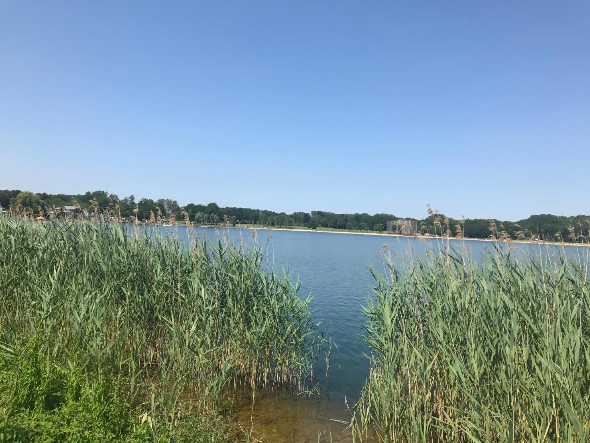 Blauwe Lelie Villa Ewijk Exteriör bild